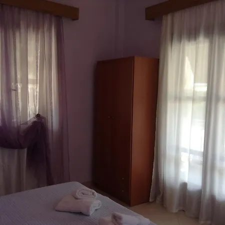 Pansion Eleni Apartament *